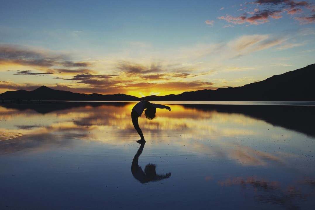 Instructor guiding online class